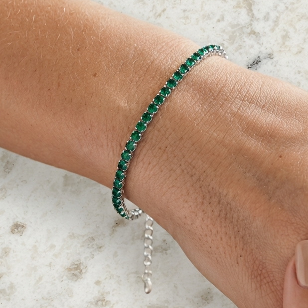 Elegant 2.5mm Round Green Stone Sterling Silver Tennis Bracelet