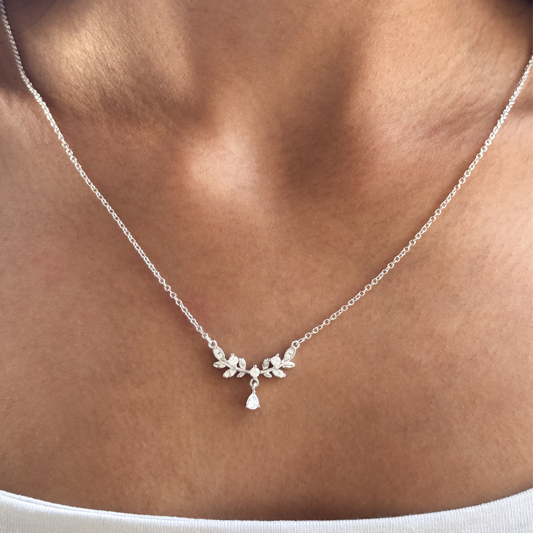 925 Sterling Silver Leaf Drop Necklace