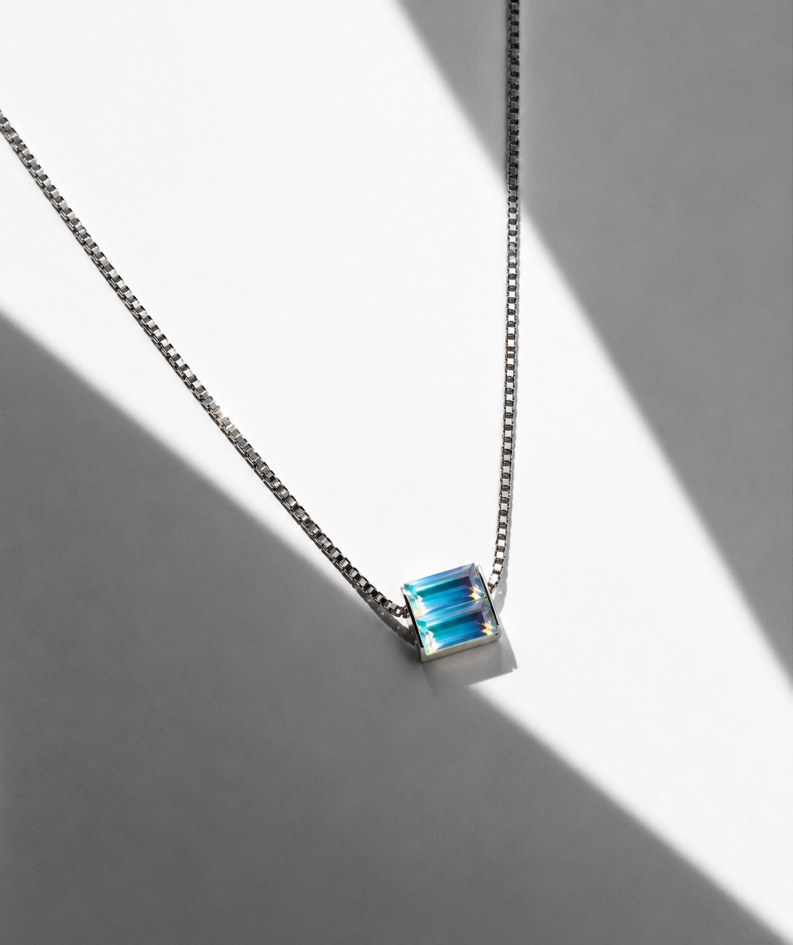 Iridescent Baguette Pendant Necklace in 925 Sterling Silver