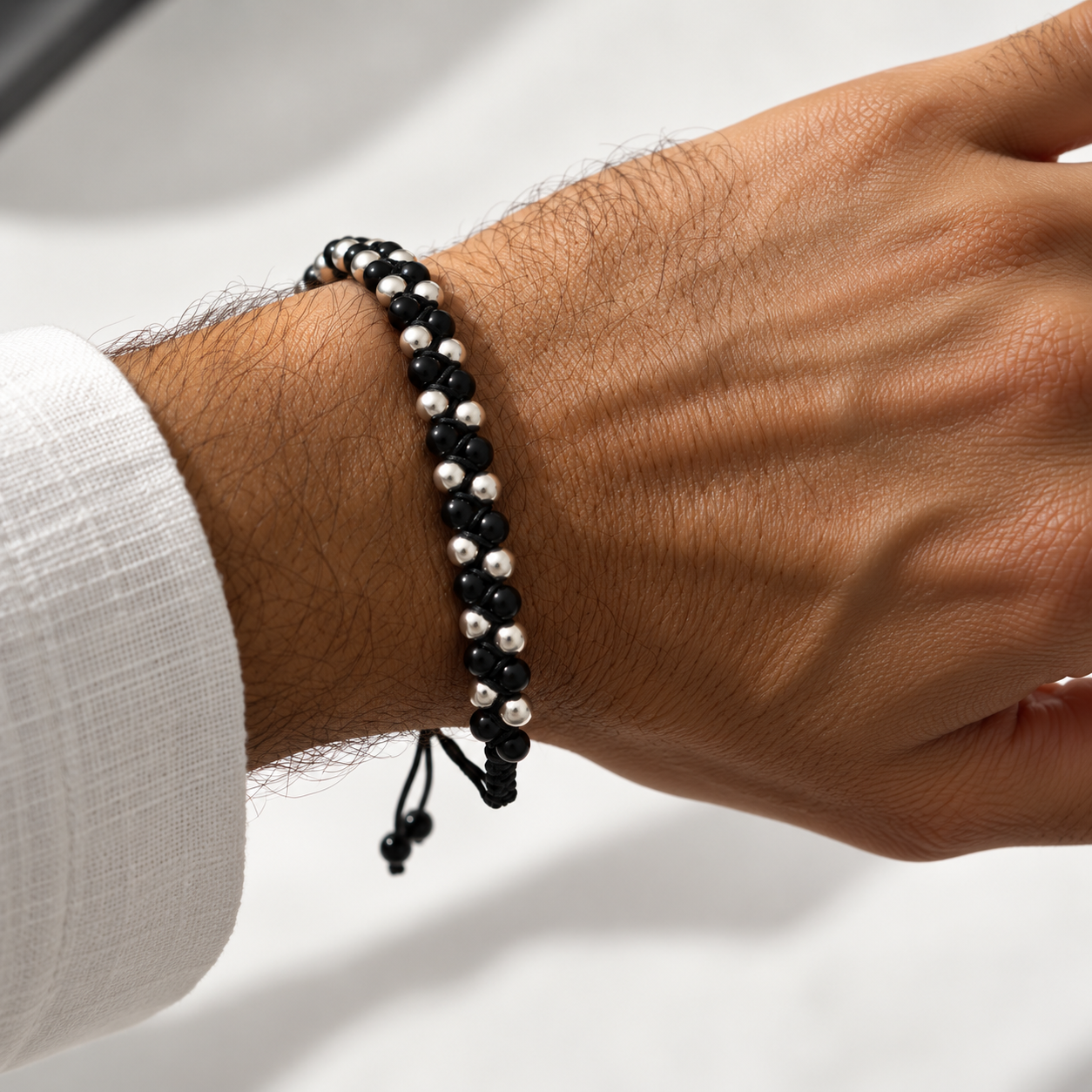 Black & 925 Sterling Silver Beaded Macramé Bracelet