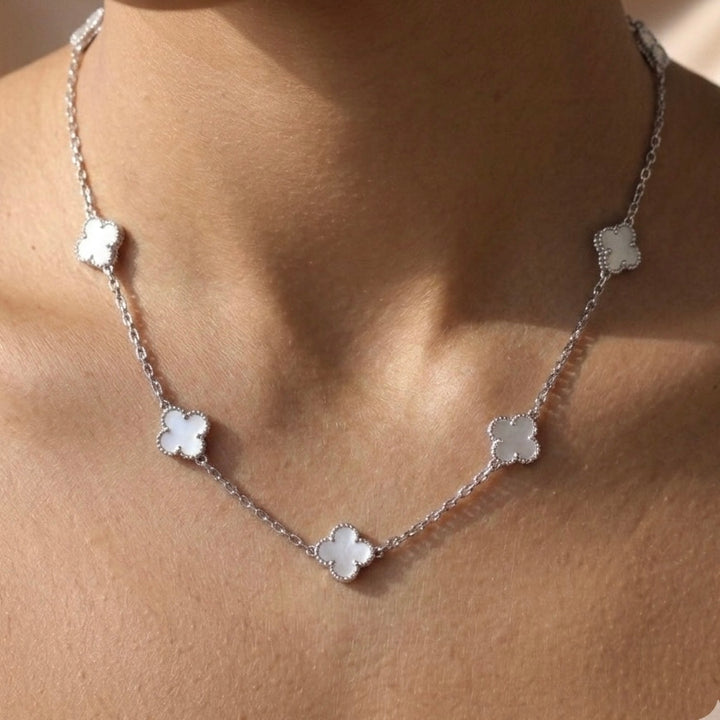 Mother of Pearl 5-Clover Station Necklace in 925 Sterling Silver