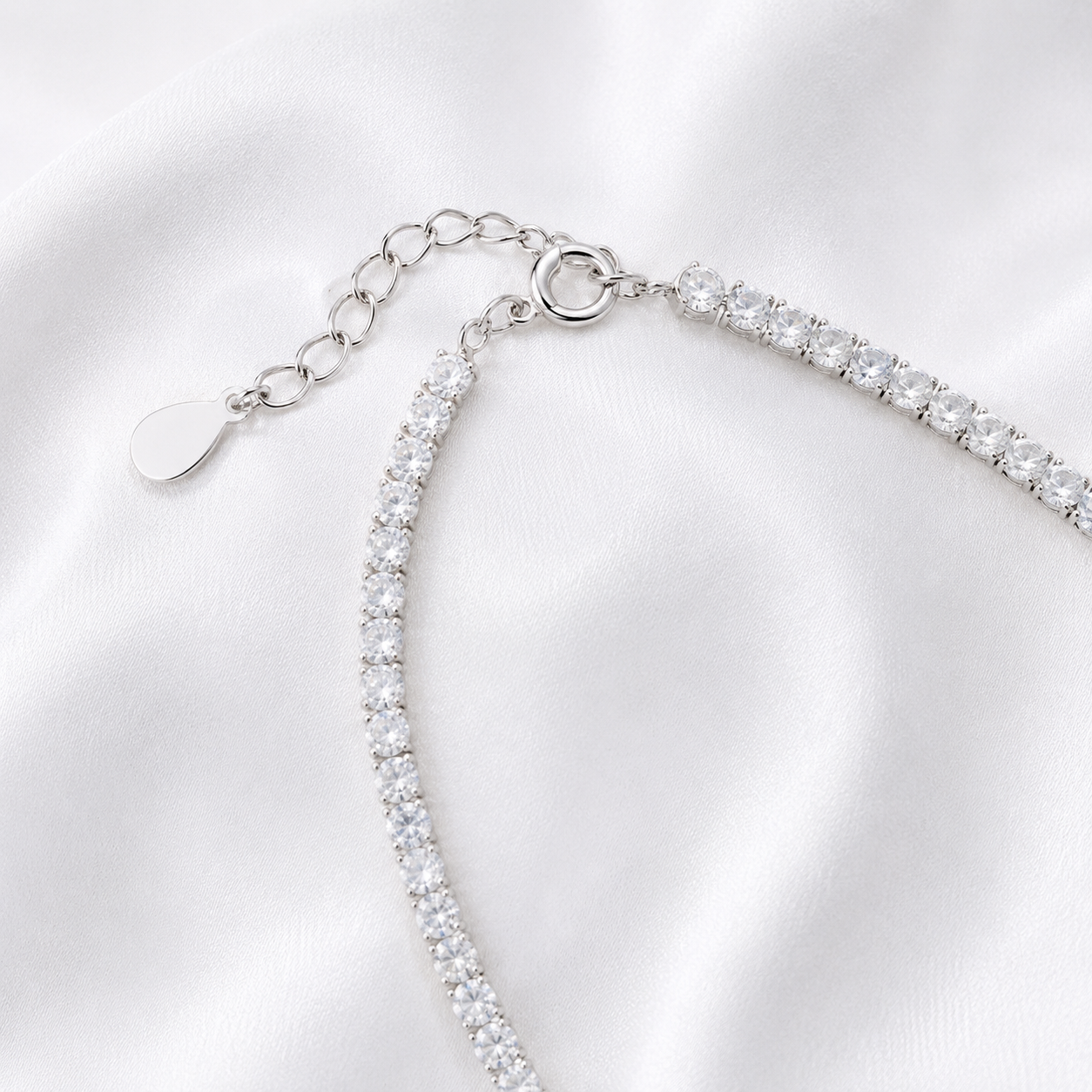 2mm V-Shaped Tennis Necklace – Sparkling CZ 925Silver Necklace, 42cm