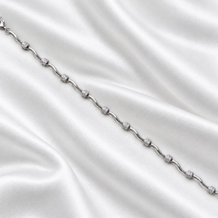 Wave Pavé Bracelet in 925 Sterling Silver