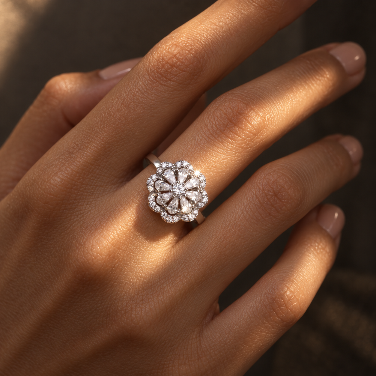 925 Sterling Silver Flower Ring with Sparkling Clear Stone