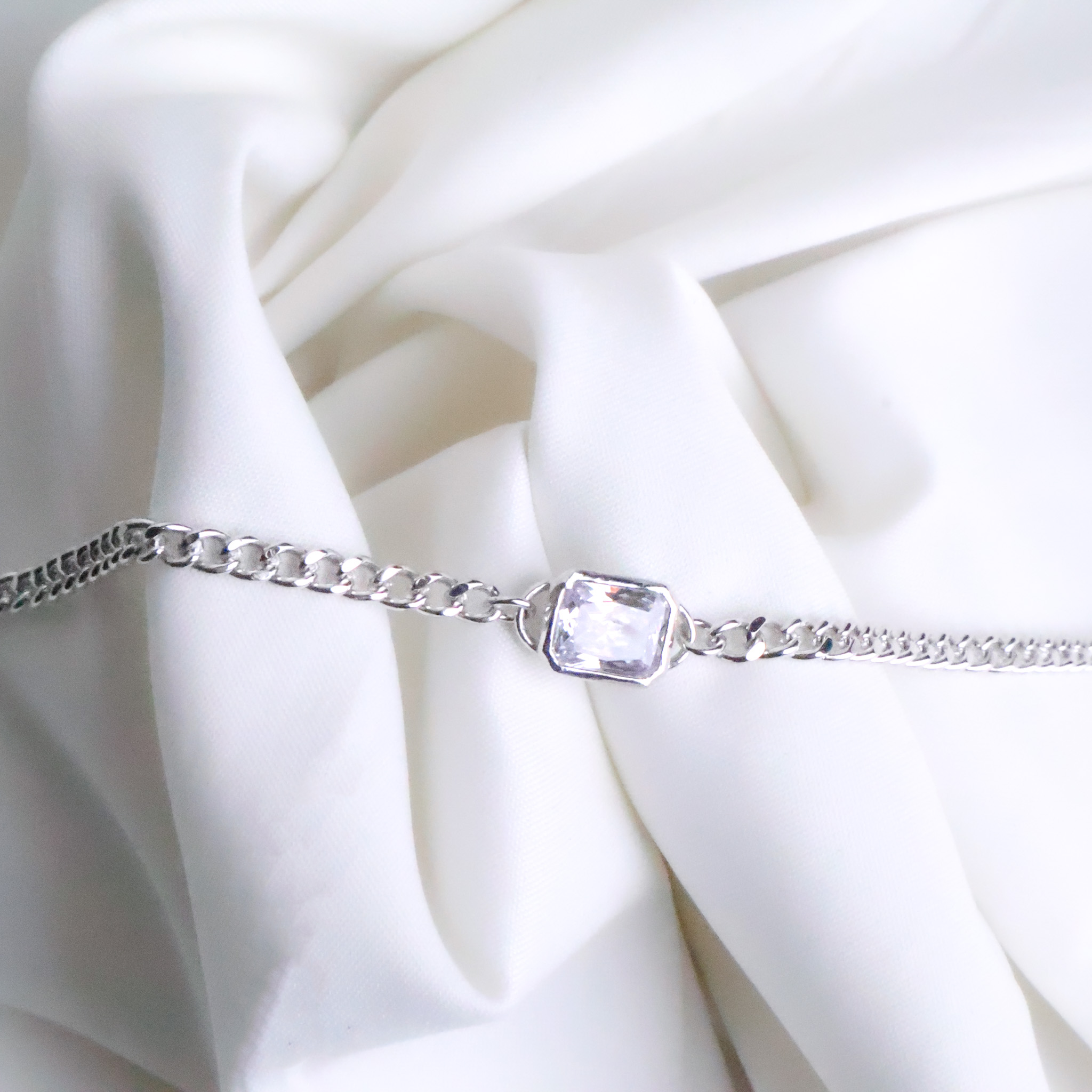 Radiant Emerald-Cut Ziricon Gourmette Bracelet – 925 Sterling Silver , Lengh 18cm, Thick 4mm