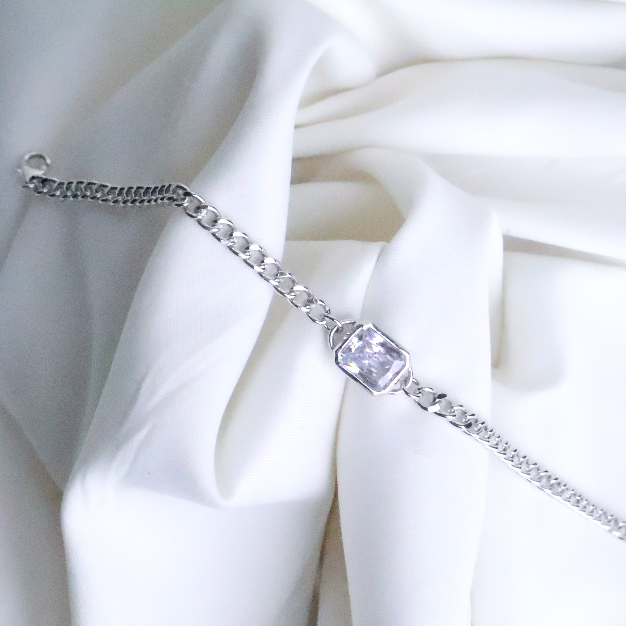 Radiant Emerald-Cut Ziricon Gourmette Bracelet – 925 Sterling Silver , Lengh 18cm, Thick 4mm