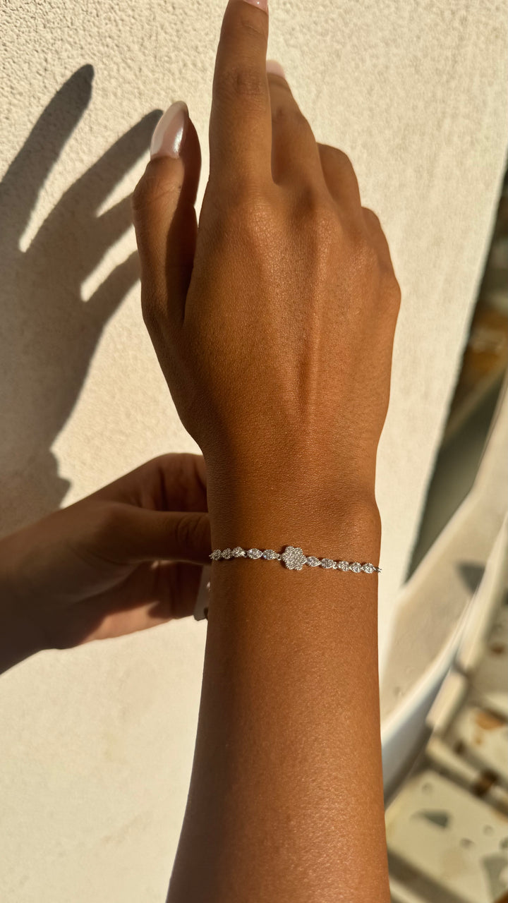 Round Cluster Silver Bracelet