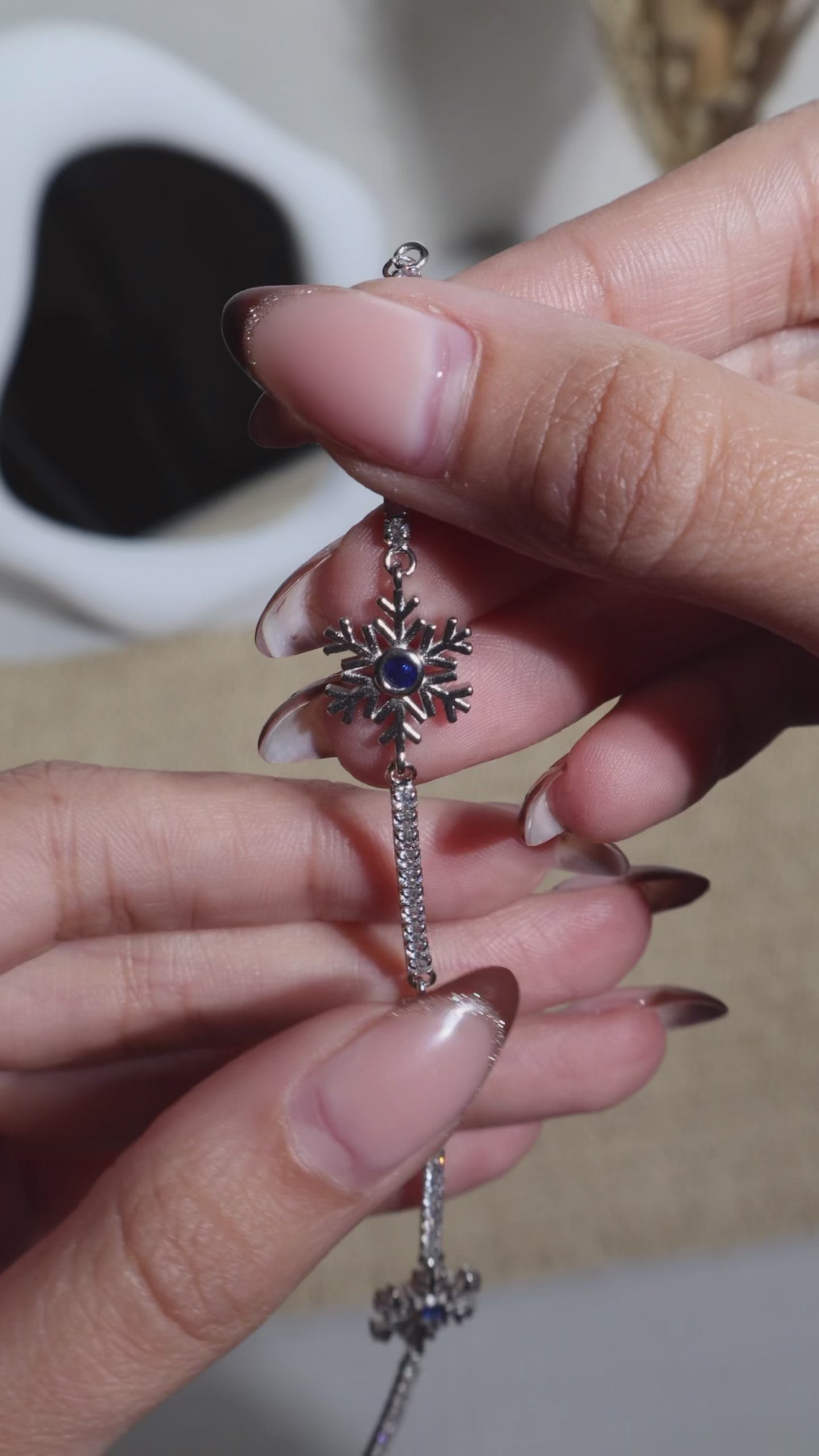 Snowflake Glow Bracelet, 2.5mm
